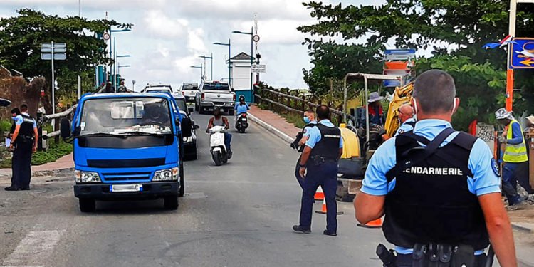 Surf professionnel : La saint-martinoise Maud Le Car en préparation pour les JO de Tokyo