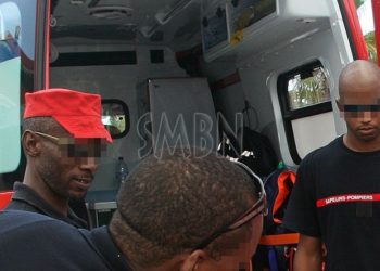 Une nageuse attaquée par un requin : Baignades et sports nautiques interdits