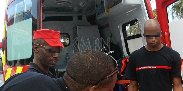 Une nageuse attaquée par un requin : Baignades et sports nautiques interdits