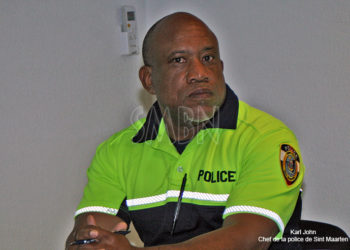 Sint Maarten : Un policier interpellé