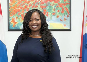 Accident de la circulation : La ministre de la Justice percute un piéton