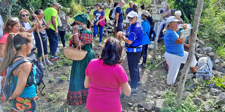 Colombier, sur la route des ancêtres : Franc succès de la randonnée culturelle avec l’ACS ZEPIN