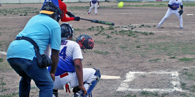 Tournoi de softball : Début des phases finales