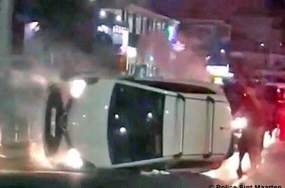 Accident de la circulation :  Une voiture se renverse à Simpson Bay