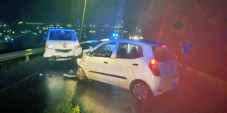 Accident de la route : Trois blessés lors d’un choc frontal
