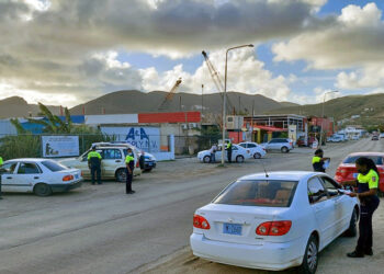 Contrôle routier à Sint Maarten : La police distribue 76 amendes