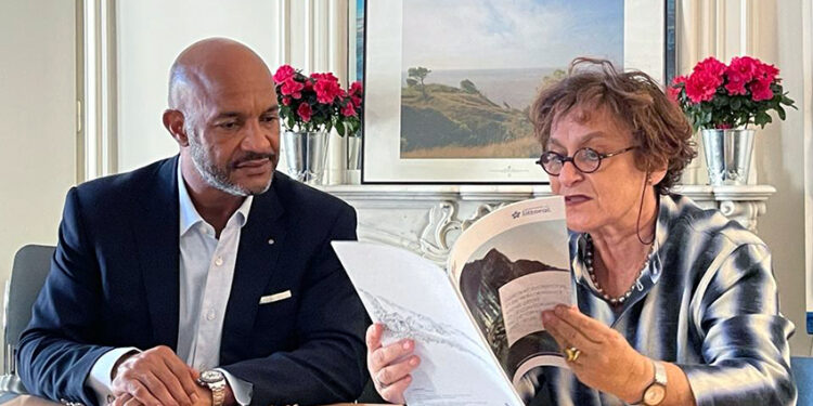 Environnement : La Collectivité signe une convention avec le Conservatoire du Littoral