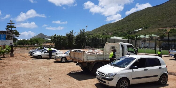 Police de Sint Maarten : 117 PV en une seule journée…!