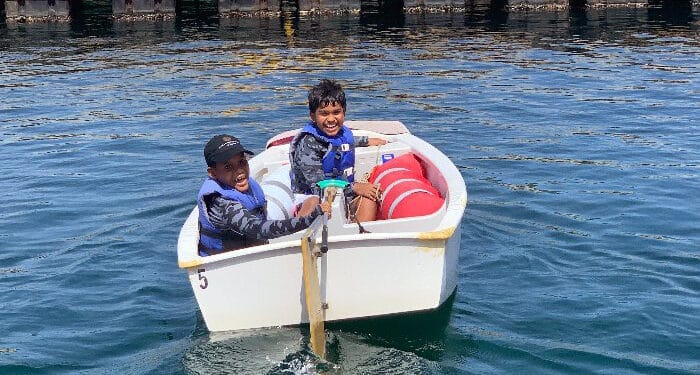 Sint Maarten Yacht Club : Ecole de voile gratuite pour des élèves du primaire