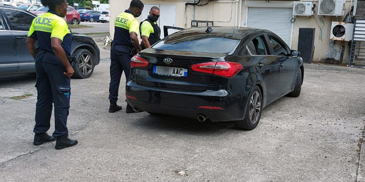 Contrôles de police à Sint Maarten : Les opérations se multiplient
