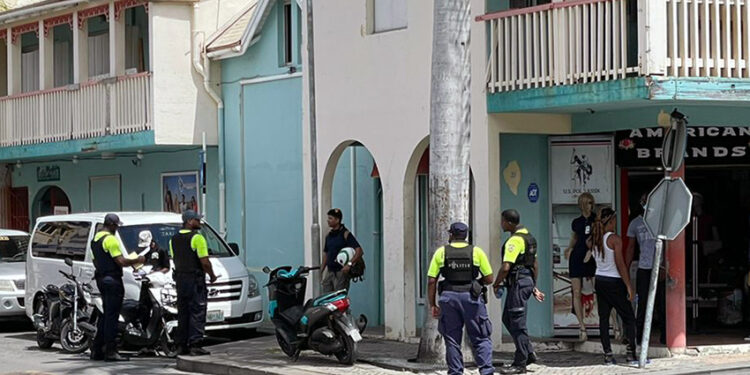 Stationnement interdit à Sint Maarten : L’amende est multipliée par 3…