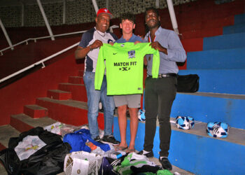 Don d’équipements sportifs : Le Père Noël est passé pour l’association SXM Sport Mouvement