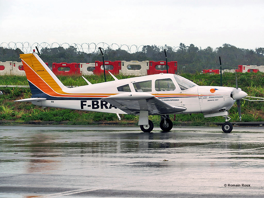 Le Piper PA 28R 180 qui a été accidenté à Saint-Barthélemy