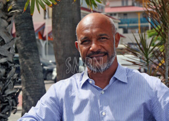 Elections législatives : Daniel Gibbs a officialisé sa candidature