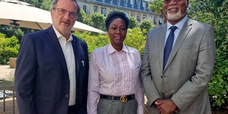 Outre-mer : Le Président Mussington rencontre le ministre délégué