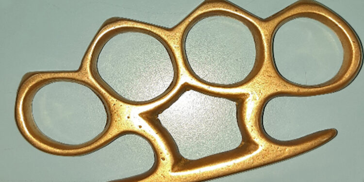 Coups de poing américain : Un mineur interpellé