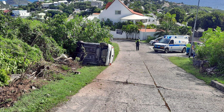 Accident de la circulation à Dawn Beach : Une piétonne dans un état critique