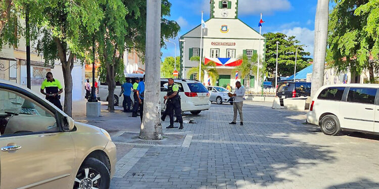 Sint Maarten : Contrôles tous azimut…