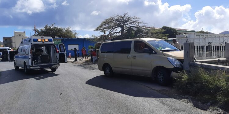 Sint Maarten  : Quatre blessés dans un accident