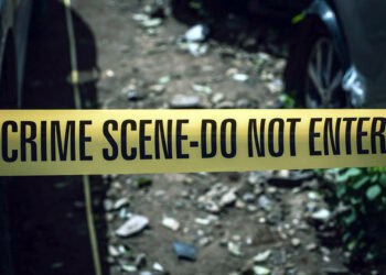 Un homme poignardé au Festival Village : La victime dans un état critique