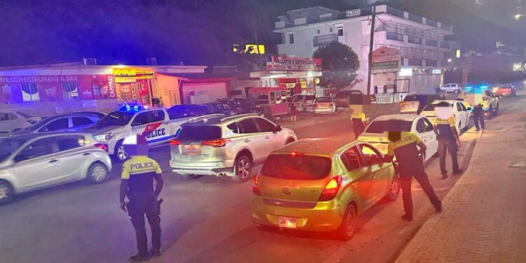 Lutte contre la délinquance routière et les stupéfiants : La police de Sint Maarten accroît les contrôles