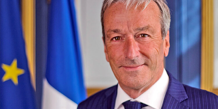 Visite ministérielle : Le ministre délégué des outre-mer dans les îles du Nord