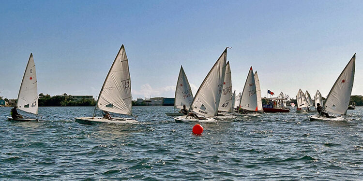 Championnat de voile : Début des Hoedemaker Séries