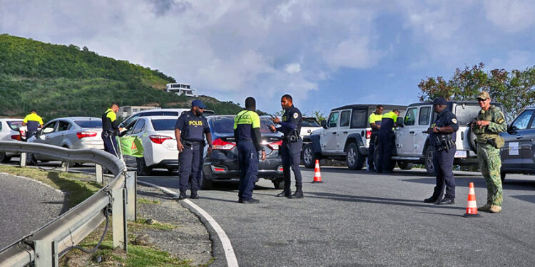Contrôles routiers : Collaboration entre les différentes polices des Antilles néerlandaises
