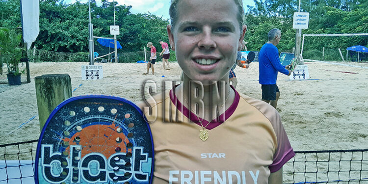 Amélie Thiant de Saint-Martin…… au Championnat du Monde de Beach Tennis à Sao Paulo